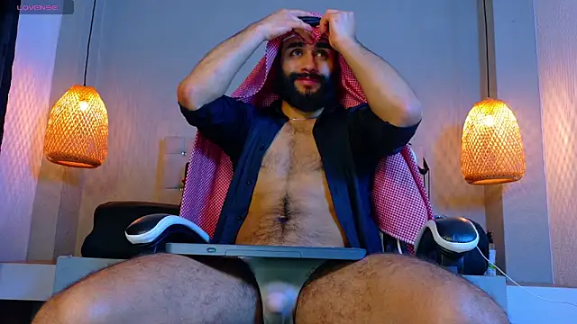 Thaiel Fosteer online show from 10-23-25, 04:34