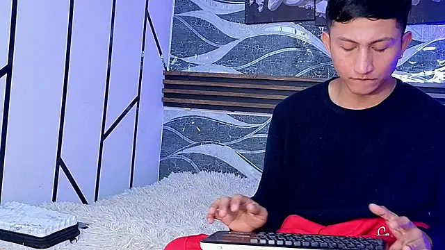 oliver mr  online show from 05-07-26, 07:52