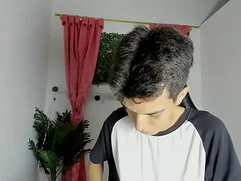 dylan 202520  online show from 09-20-25, 11:33