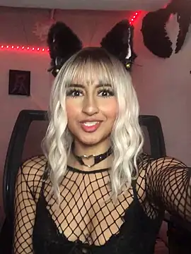 Snapshot of Samara_SaenzV chatting on 11-05-25, 04:34 Samara SaenzV online show from 11-05-25, 04:34