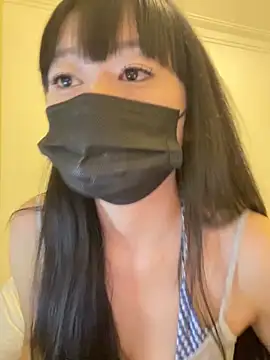Minnie-2025 online show from 05-23-26, 05:06