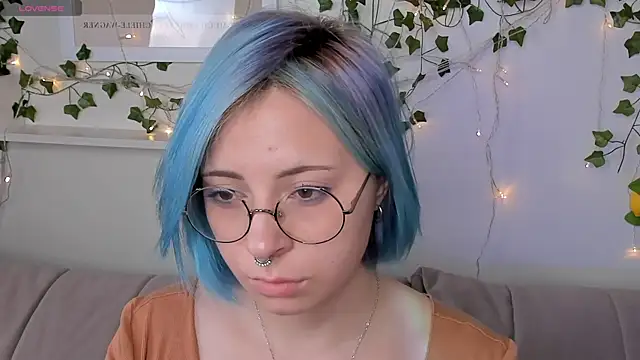 Snapshot of Penny_Stanley chatting on 09-19-25, 02:35 Penny Stanley online show from 09-19-25, 02:35