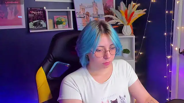 Snapshot of Penny_Stanley chatting on 10-20-25, 02:01 Penny Stanley online show from 10-20-25, 02:01