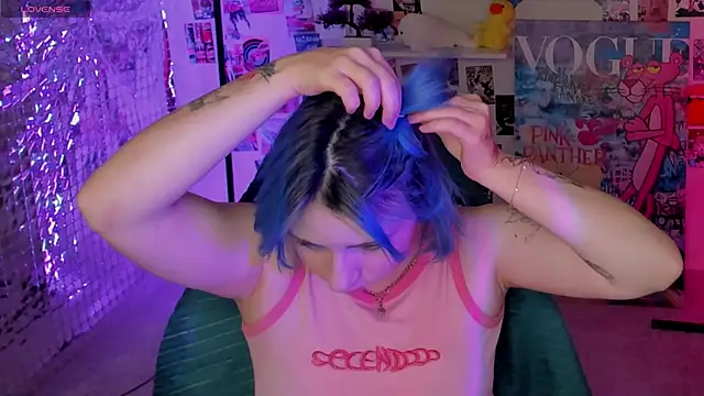 Snapshot of Penny_Stanley chatting on 11-06-25, 02:12 Penny Stanley online show from 11-06-25, 02:12