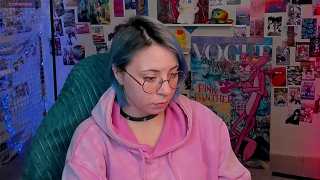 Snapshot of Penny_Stanley chatting on 11-24-25, 02:00 Penny Stanley online show from 11-24-25, 02:00