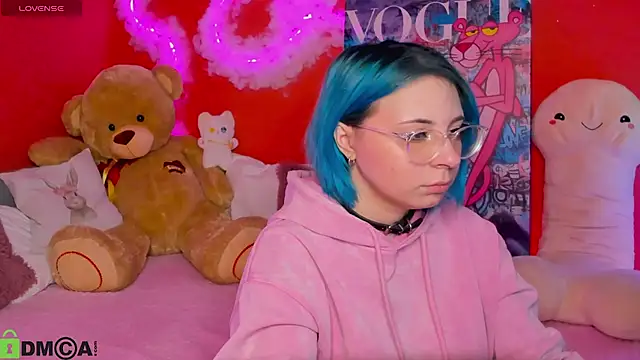 Snapshot of Penny_Stanley chatting on 12-18-25, 03:01 Penny Stanley online show from 12-18-25, 03:01