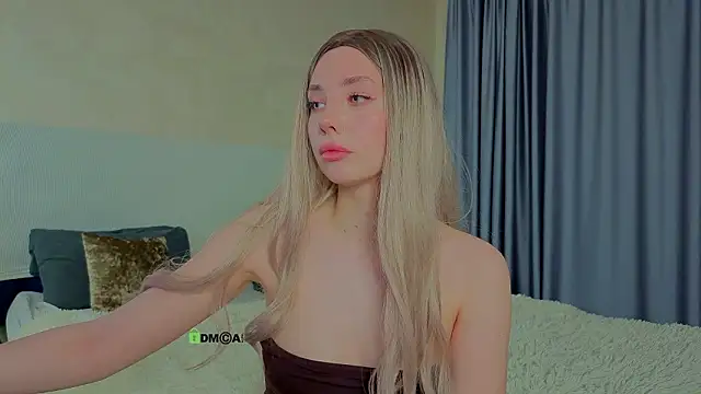  sophielov online show from 03-17-26, 10:24