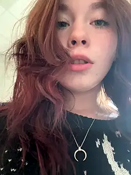 Snapshot of Mimiumuy chatting on 09-25-25, 03:16 Mimiumuy online show from 09-25-25, 03:16