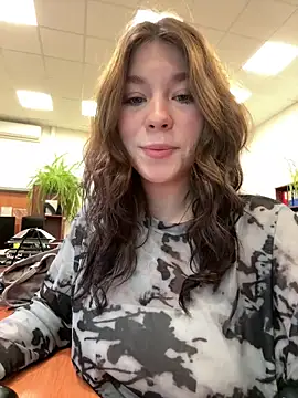 Snapshot of Mimiumuy chatting on 10-15-25, 02:50 Mimiumuy online show from 10-15-25, 02:50