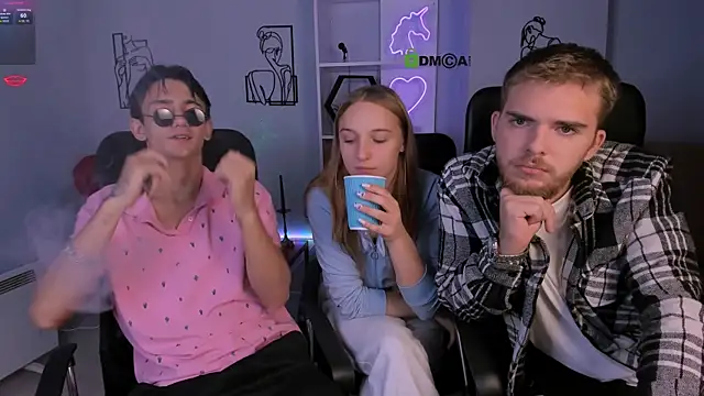 keylas moan online show from 10-08-25, 07:44