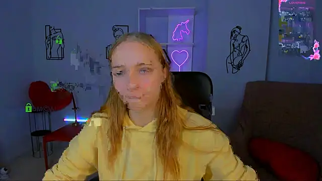 keylas moan online show from 10-18-25, 05:43