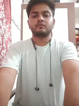 Snapshot of riyamore9623 chatting on 03-09-26, 11:36 riyamore9623 online show from 03-09-26, 11:36