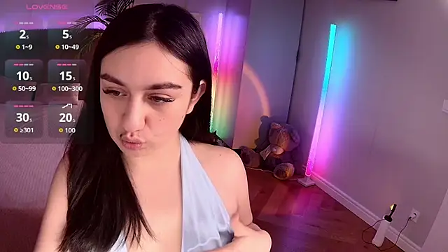 Lola Sparks online show from 09-13-25, 06:46