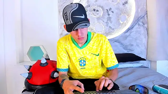 mikebenefleck 1 online show from 09-19-25, 08:20