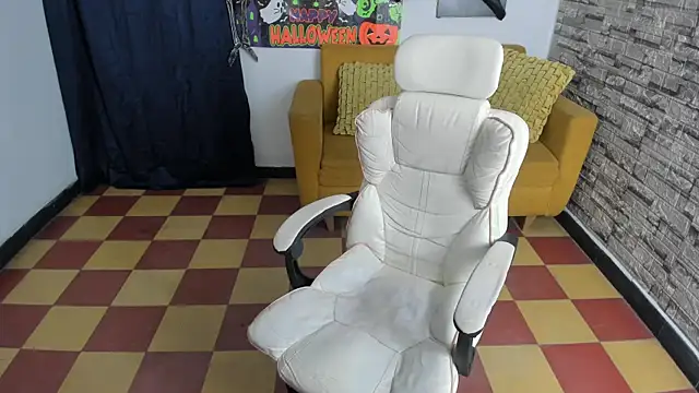 Snapshot of andres_sant chatting on 10-30-25, 04:36 andres sant online show from 10-30-25, 04:36