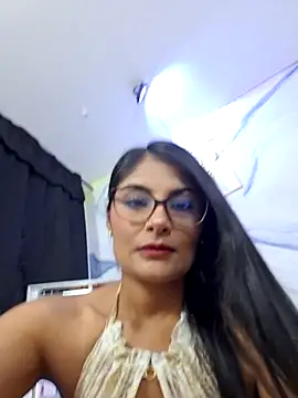 LaiaTorres1 online show from 09-15-25, 10:26
