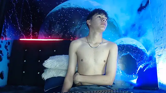 Snapshot of SemerHott chatting on 11-06-25, 01:45 SemerHott online show from 11-06-25, 01:45