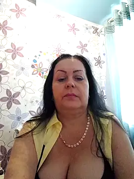 430LekaLove online show from 10-18-25, 07:53