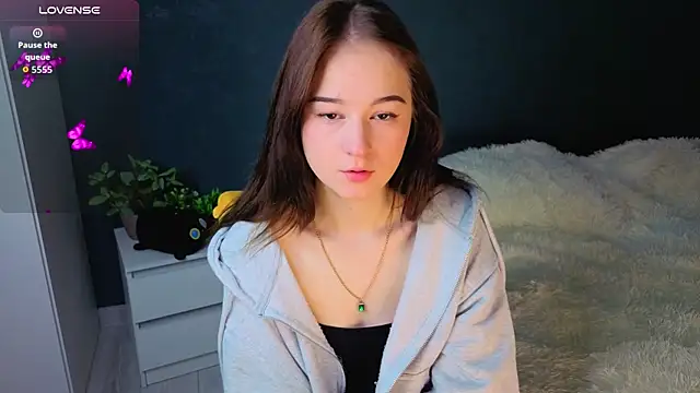 Mary Smitt online show from 09-27-25, 06:46