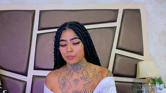 EmilieLake online show from 05-01-26, 07:29