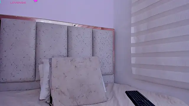 violeta olsen online show from 01-18-26, 06:34