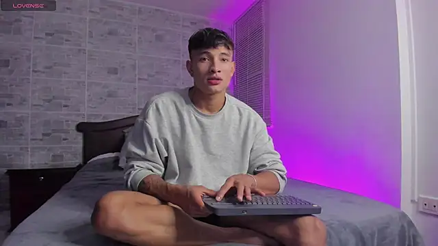 DavisFirb online show from 10-19-25, 02:01