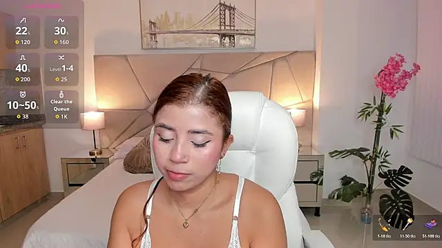 issi loren online show from 11-13-25, 06:29