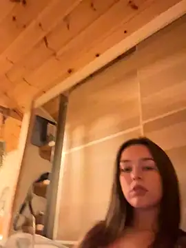 LillieOlive online show from 09-17-25, 08:10