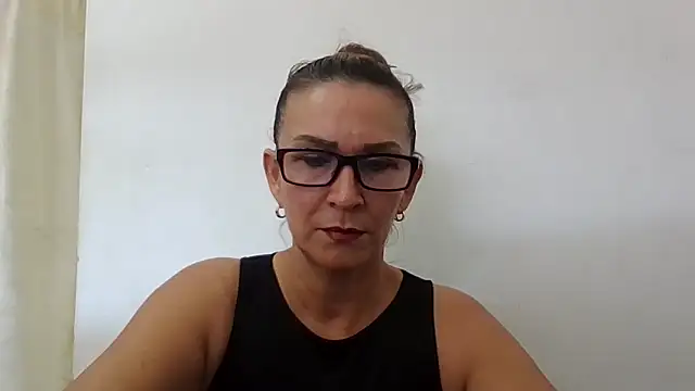 MiaVega online show from 02-11-26, 03:06