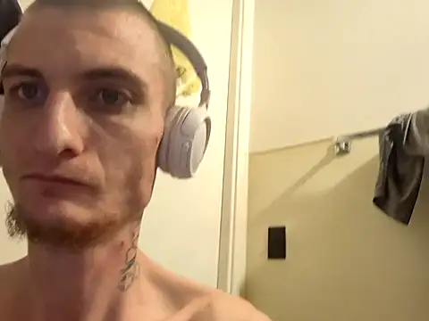 Snapshot of jizzyglizzy92 chatting on 03-16-26, 07:45 jizzyglizzy92 online show from 03-16-26, 07:45