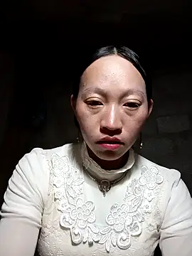 Snapshot of tcm-cute chatting on 10-13-25, 07:47 tcm-cute online show from 10-13-25, 07:47