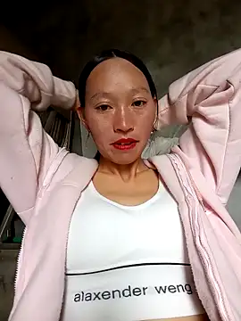 Snapshot of tcm-cute chatting on 10-15-25, 04:56 tcm-cute online show from 10-15-25, 04:56