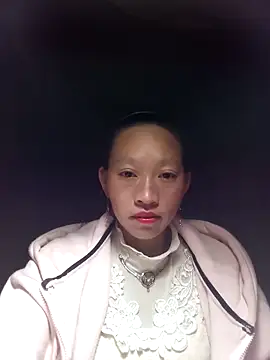 Snapshot of tcm-cute chatting on 10-23-25, 04:39 tcm-cute online show from 10-23-25, 04:39