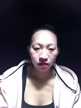 Snapshot of tcm-cute chatting on 10-26-25, 12:22 tcm-cute online show from 10-26-25, 12:22