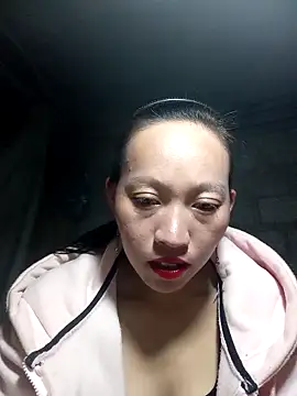 Snapshot of tcm-cute chatting on 10-27-25, 01:26 tcm-cute online show from 10-27-25, 01:26