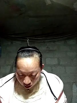 Snapshot of tcm-cute chatting on 10-31-25, 05:25 tcm-cute online show from 10-31-25, 05:25