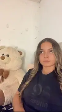 AnnyLopezzz  online show from 12-20-25, 11:45