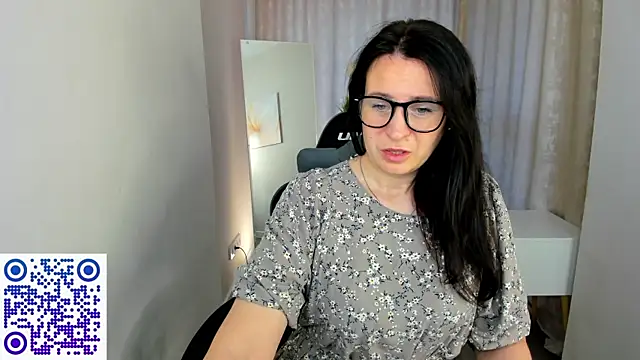 Lea shadom online show from 06-25-26, 01:05