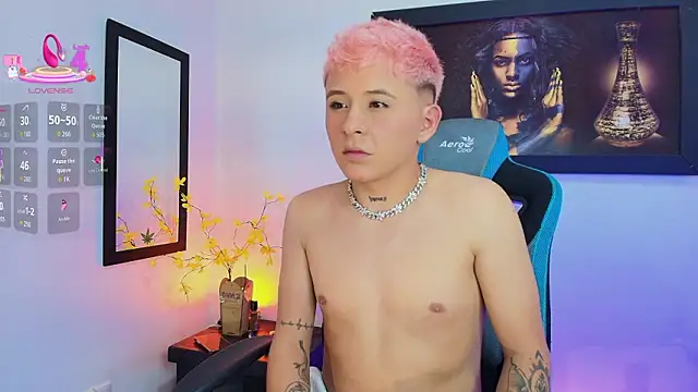 Michael Lopez 1 online show from 03-10-26, 08:14