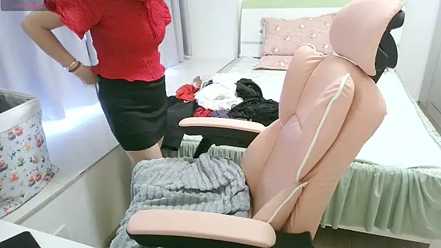 lenjie520 online show from 09-15-25, 02:22