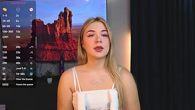 Snapshot of AliaBuerstatte chatting on 10-06-25, 07:22 AliaBuerstatte online show from 10-06-25, 07:22