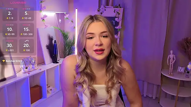 Snapshot of AliaBuerstatte chatting on 10-20-25, 07:36 AliaBuerstatte online show from 10-20-25, 07:36