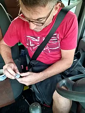 Snapshot of IMGTomi chatting on 09-19-25, 04:47 IMGTomi online show from 09-19-25, 04:47