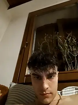 Snapshot of David_leons chatting on 04-10-26, 10:14 David leons online show from 04-10-26, 10:14