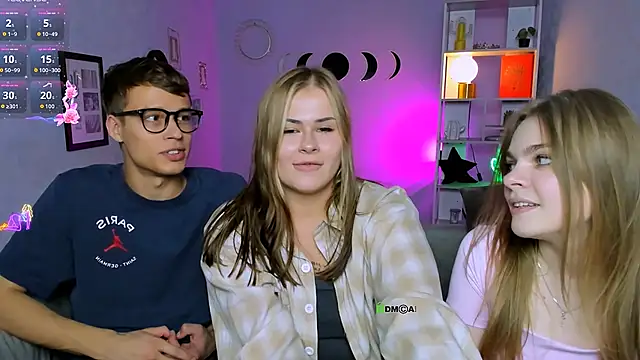 Snapshot of veronica_bubble chatting on 09-19-25, 08:09 veronica bubble online show from 09-19-25, 08:09