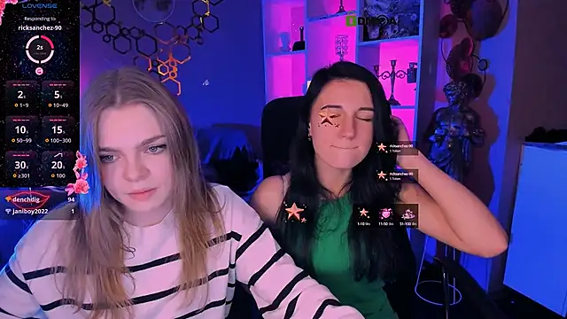 Snapshot of veronica_bubble chatting on 10-13-25, 08:09 veronica bubble online show from 10-13-25, 08:09