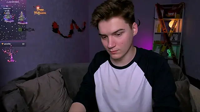 Snapshot of veronica_bubble chatting on 10-24-25, 07:21 veronica bubble online show from 10-24-25, 07:21