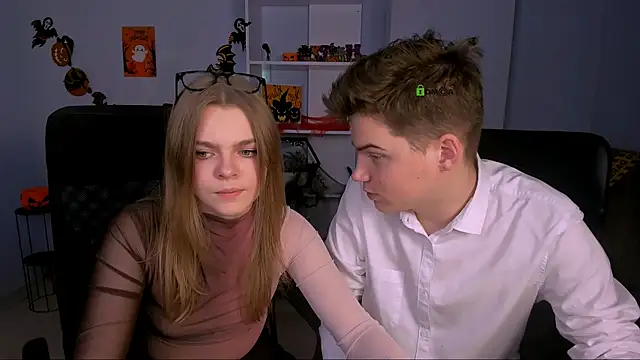 Snapshot of veronica_bubble chatting on 10-27-25, 08:13 veronica bubble online show from 10-27-25, 08:13