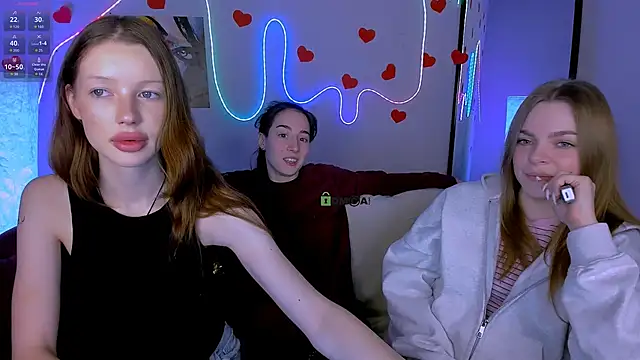 Snapshot of veronica_bubble chatting on 02-25-26, 08:18 veronica bubble online show from 02-25-26, 08:18