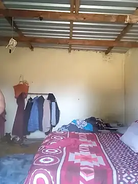 Snapshot of Curvycandy95 chatting on 10-14-25, 05:52 Curvycandy95 online show from 10-14-25, 05:52